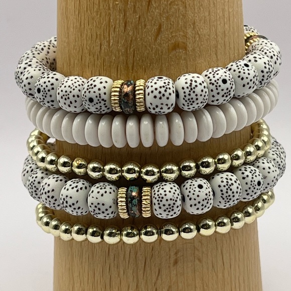 Stylish Gold Boho Chic Stacked Bracelets -  Trendy Stackable Evil Eye Bracelets - Picture 12 of 13